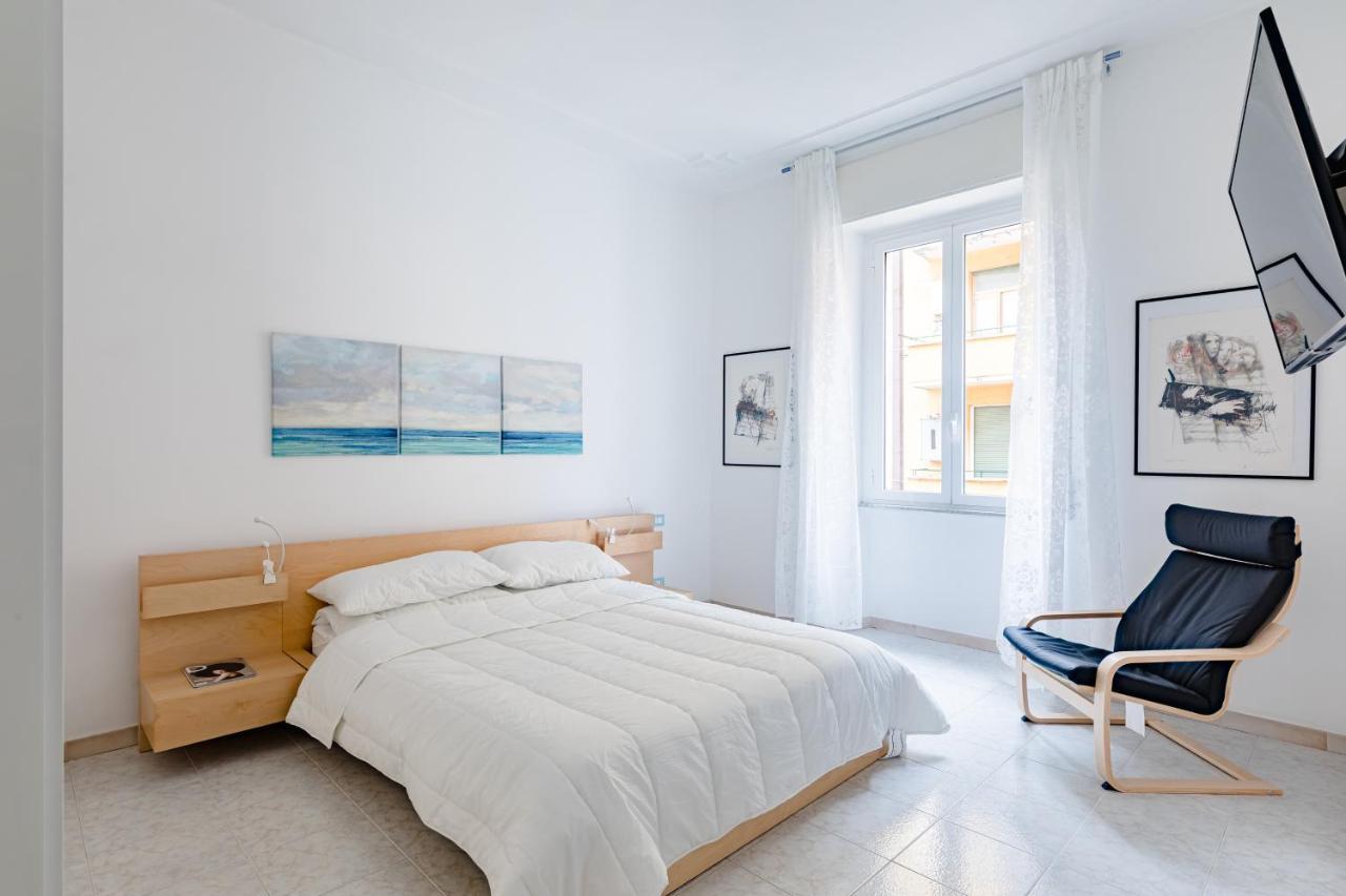 Arezzo Apartment, Metro Bologna E Bus Per La Sapienza, 4 Persone, Wifi Apartamento