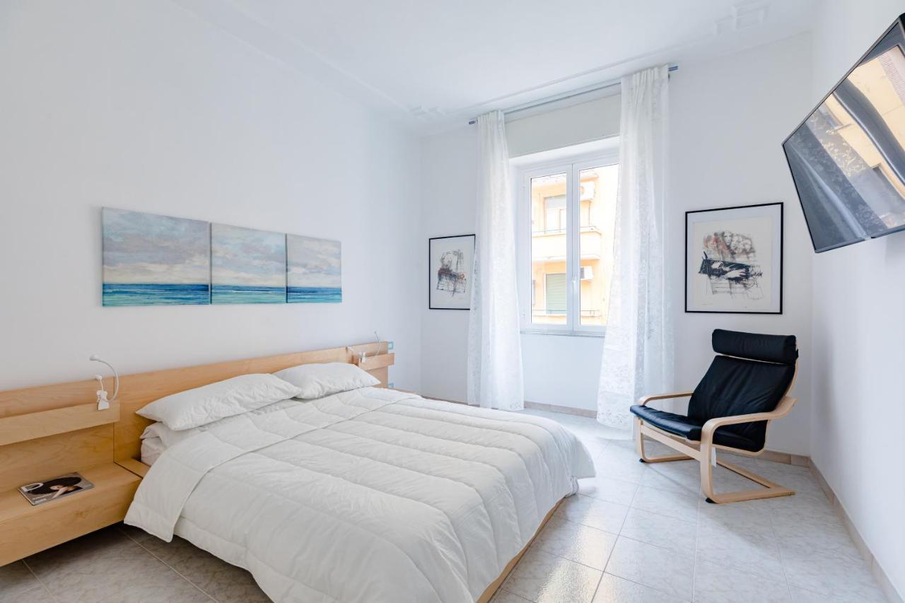 Apartamento Arezzo Apartment, Metro Bologna E Bus Per La Sapienza, 4 Persone, Wifi